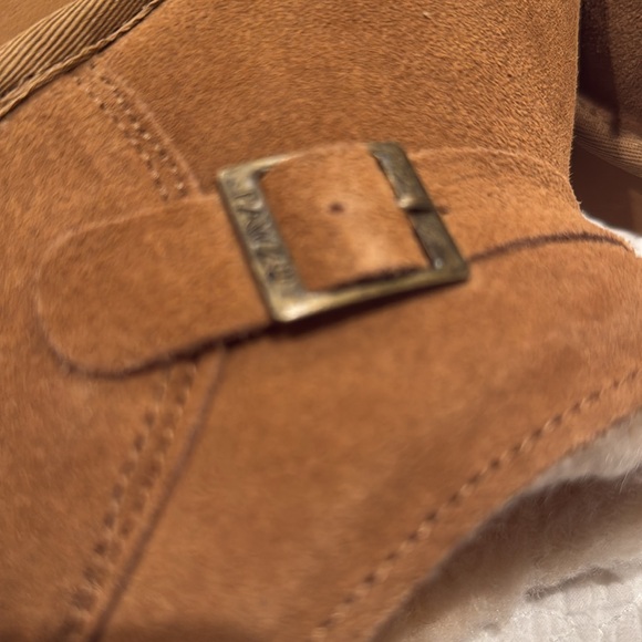 Size 7 ankle bear paw boots - Picture 4 of 4